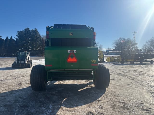 Image of John Deere 568 equipment image 3