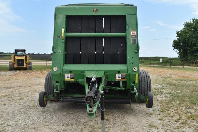 Image of John Deere 568 equipment image 1