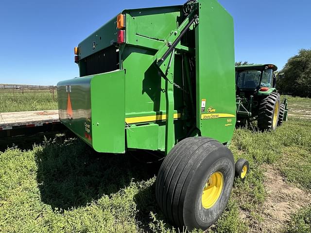 Image of John Deere 569 equipment image 2