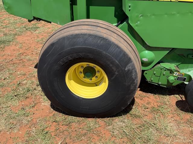 Image of John Deere 569 equipment image 3