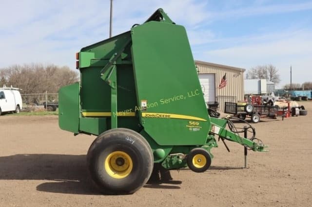 Image of John Deere 569 equipment image 2
