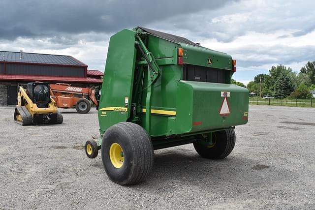 Image of John Deere 569 MegaWide Plus equipment image 4