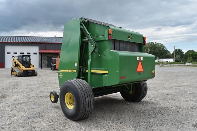 Image of John Deere 569 MegaWide Plus equipment image 4