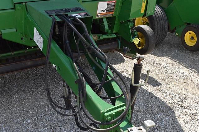 Image of John Deere 569 equipment image 4