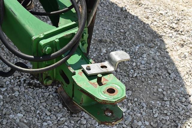 Image of John Deere 569 equipment image 3
