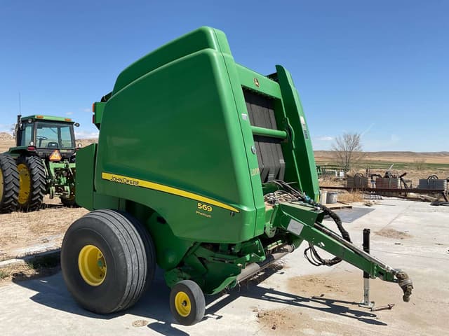 Image of John Deere 569 Premium equipment image 2