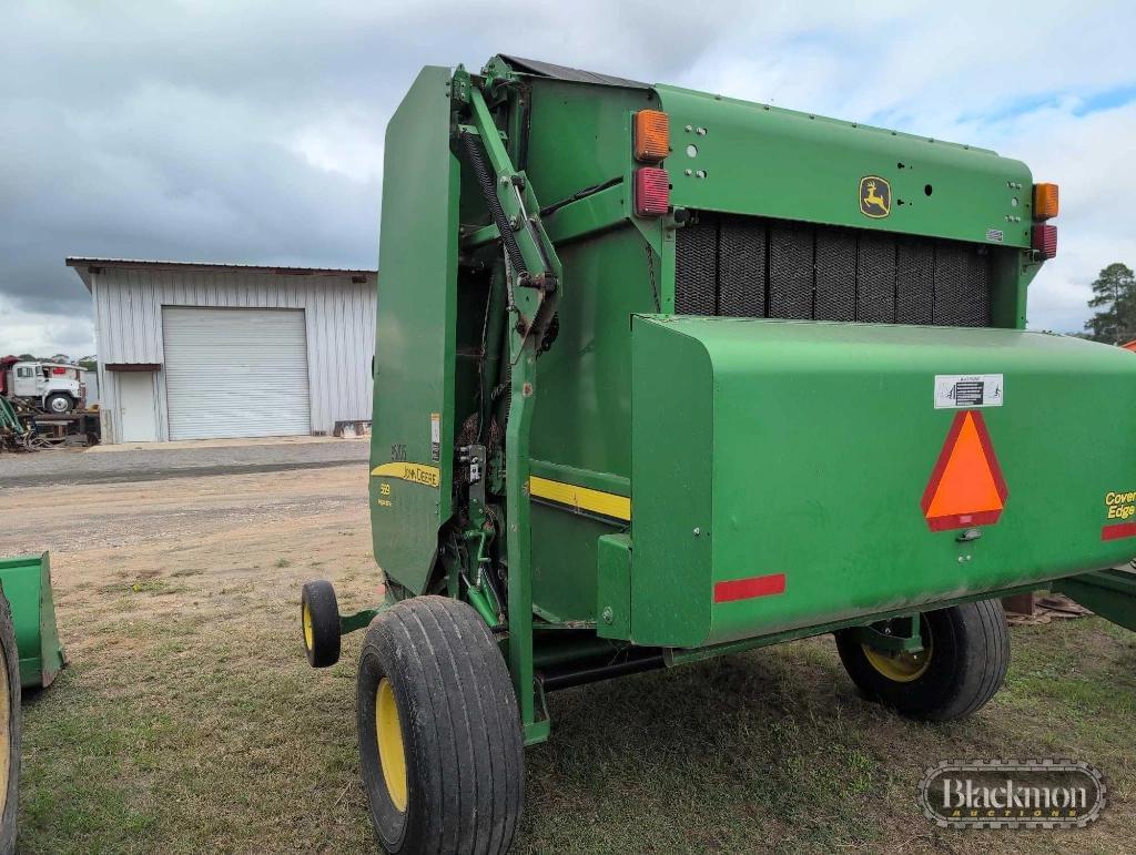 Image of John Deere 569 Image 1