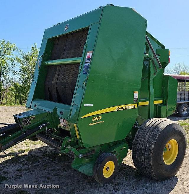Thumbnail image John Deere 569 0