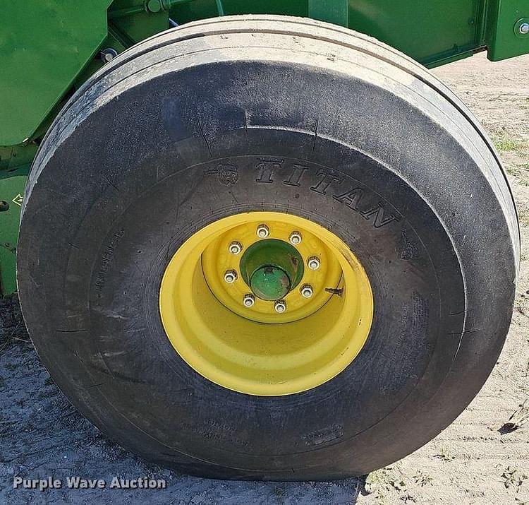 Main image John Deere 569 21