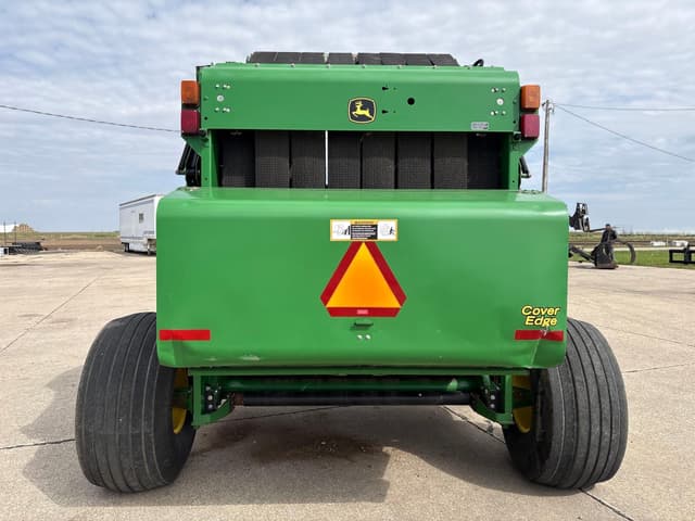 Image of John Deere 569 equipment image 4