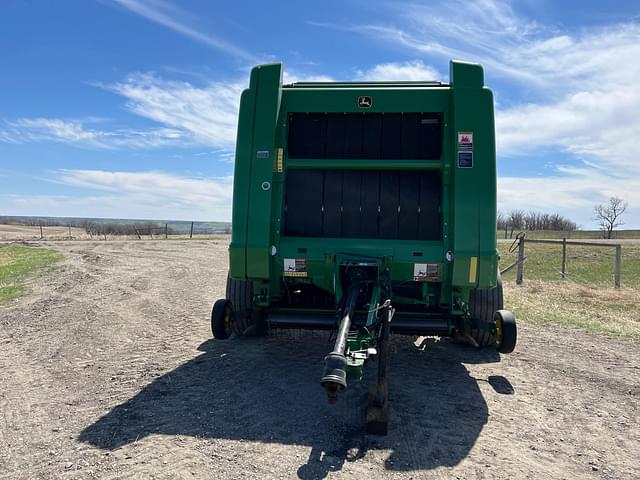 Image of John Deere 569 equipment image 1