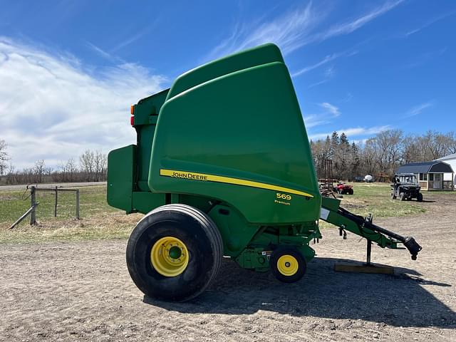 Image of John Deere 569 equipment image 3