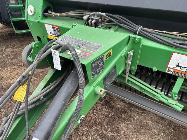 Image of John Deere 569 equipment image 3