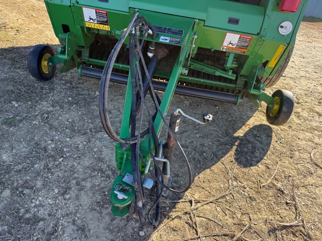 Image of John Deere 569 equipment image 3