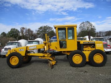 Main image John Deere 570