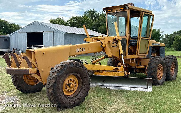 Image of John Deere 570 Primary image