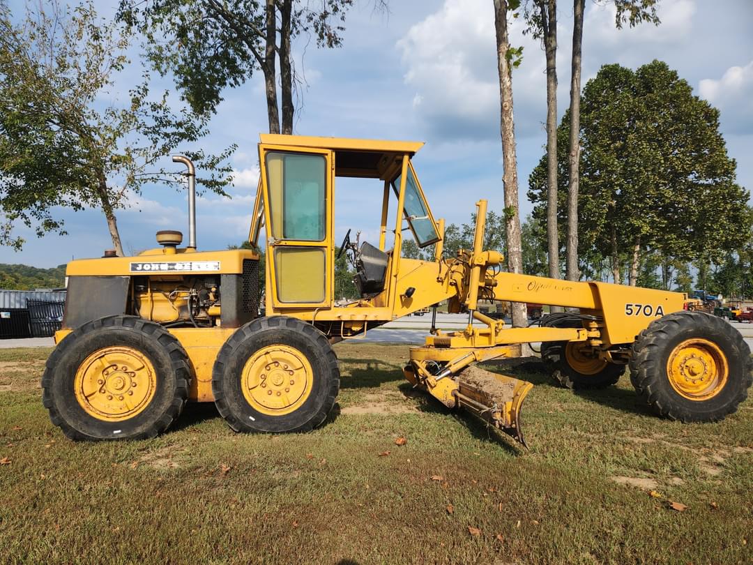 Image of John Deere 570A Primary image