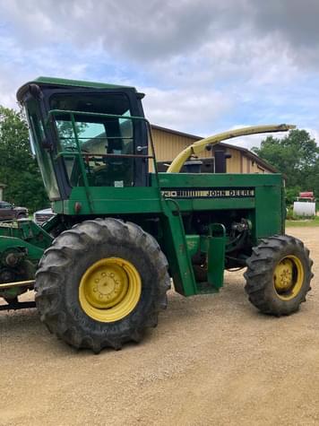 Main image John Deere 5730