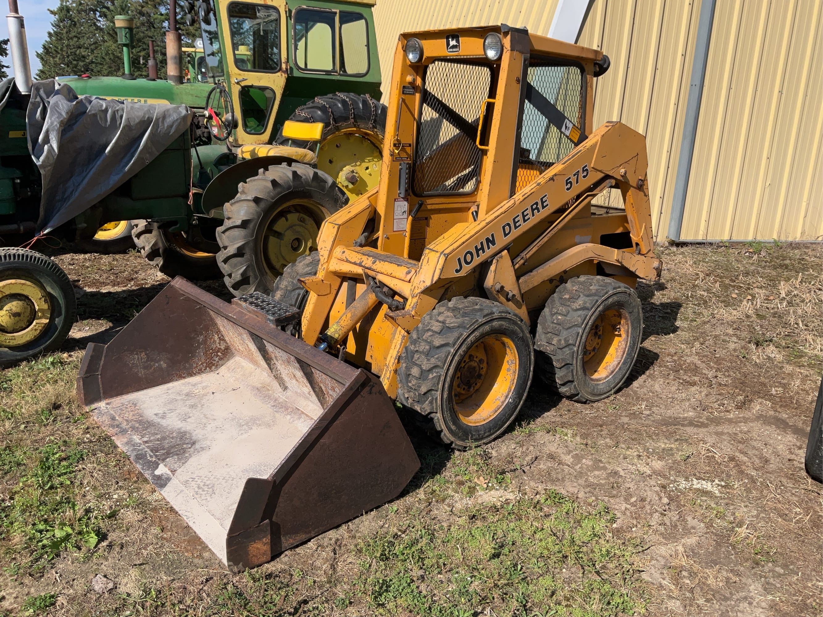 Main image John Deere 575
