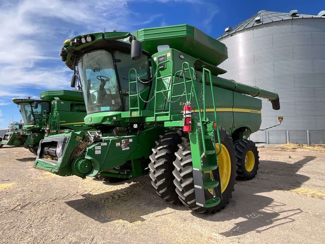 Image of John Deere S770 Image 1