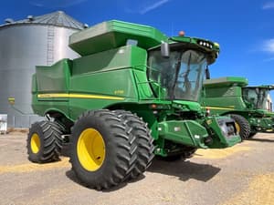 John Deere S770 Image