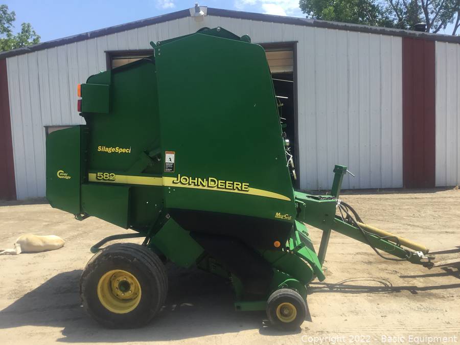 Main image John Deere 582