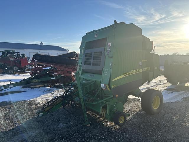 Image of John Deere 582 equipment image 2