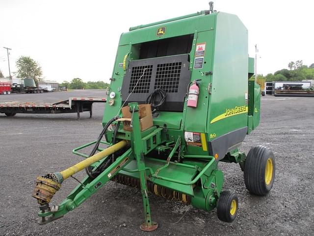 Image of John Deere 582 equipment image 1