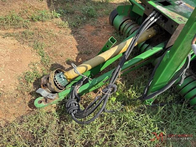 Image of John Deere 582 equipment image 4