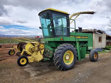 Main image John Deere 5820
