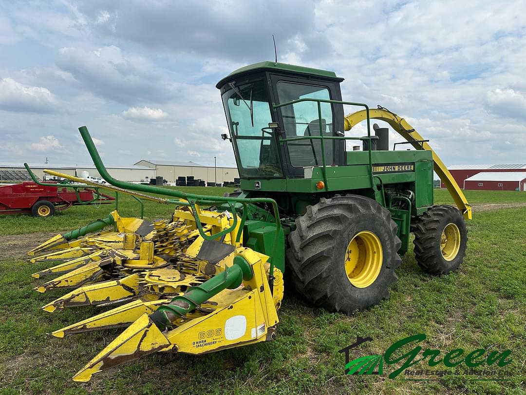 Image of John Deere 5830 Primary image