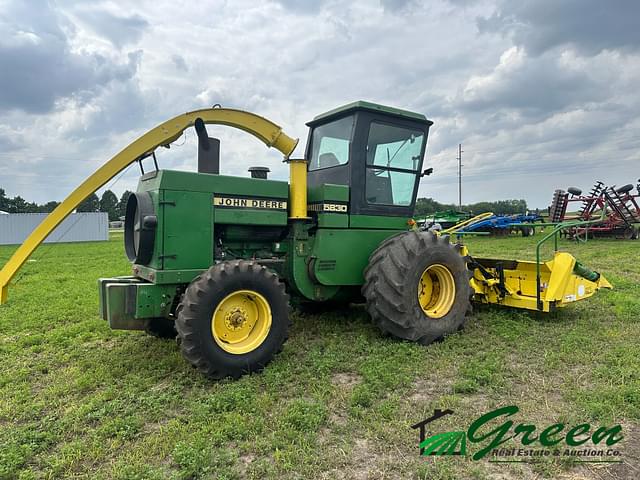 Image of John Deere 5830 equipment image 4