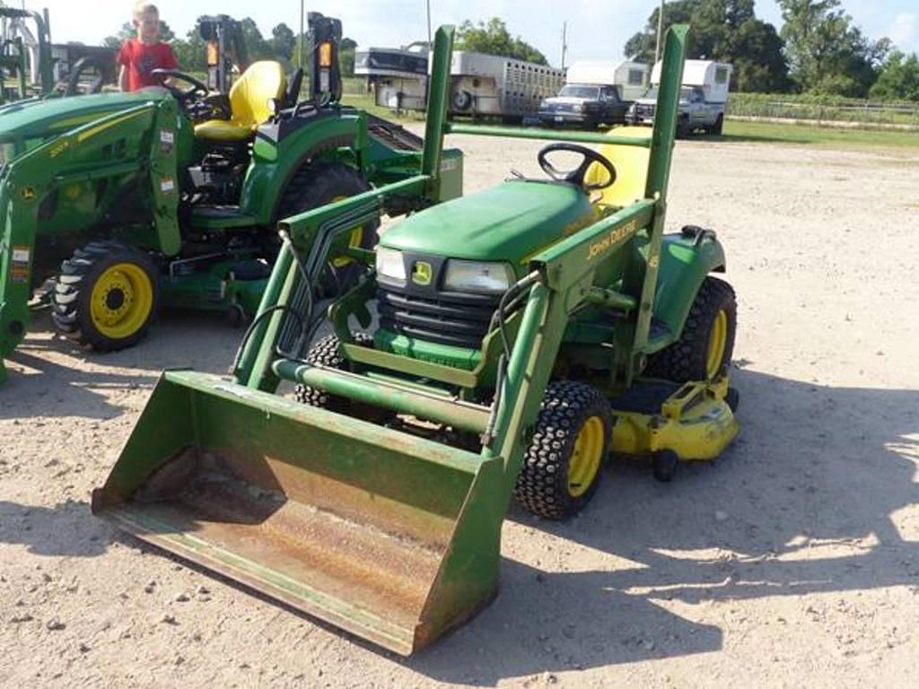 Image of John Deere 585 Primary image