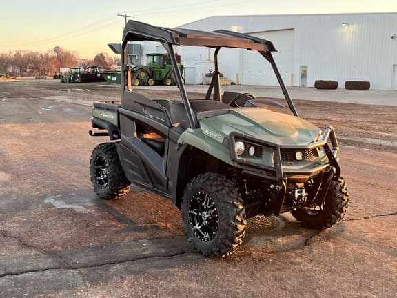 Image of John Deere XUV 590M Primary image