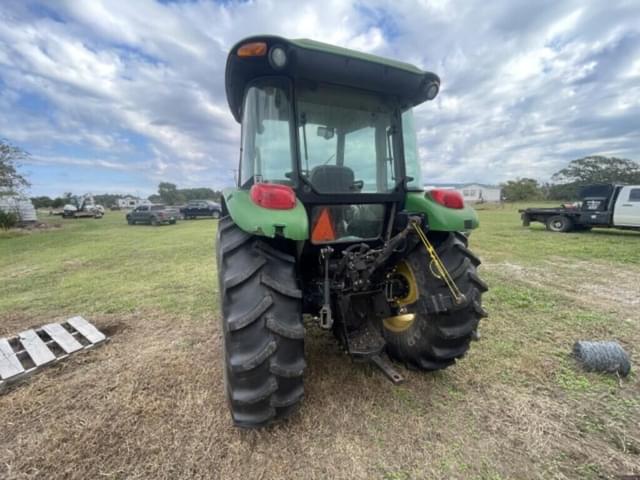Image of John Deere 5093E equipment image 4