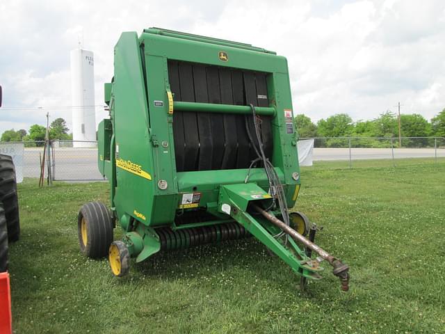 Image of John Deere 567 equipment image 1