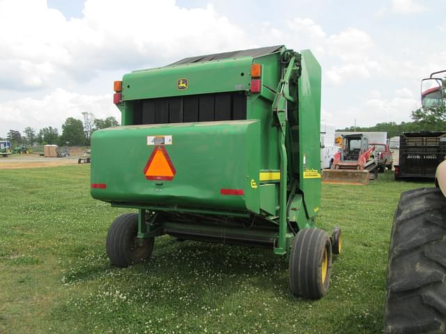 Image of John Deere 567 equipment image 2