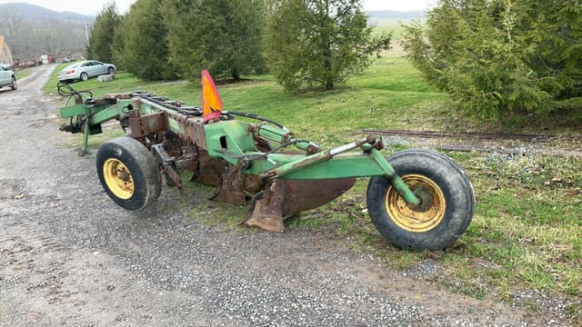 Image of John Deere 2600 equipment image 2