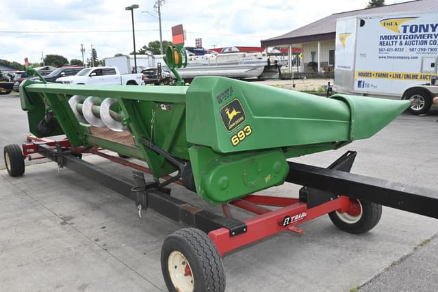 Image of John Deere 693 equipment image 4
