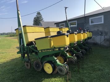 Main image John Deere 7200