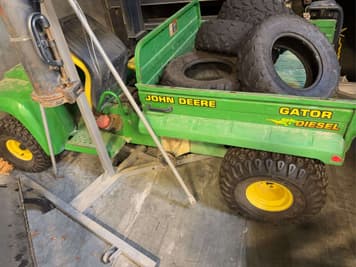 Main image John Deere Gator