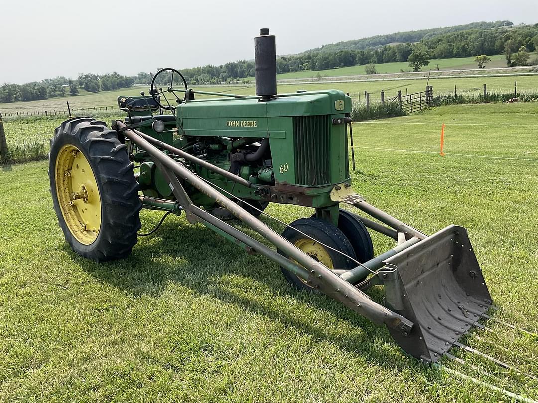 Image of John Deere 60 Primary image