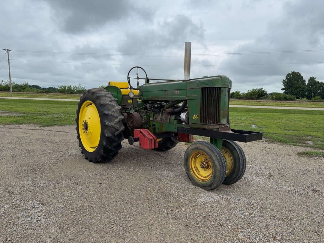 Image of John Deere 60 Primary image