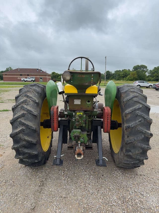 Image of John Deere 60 equipment image 3