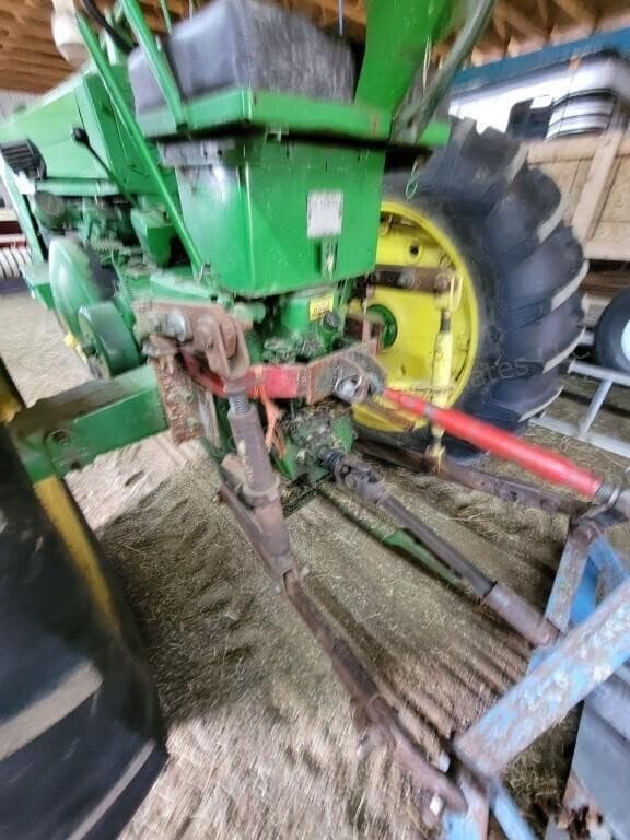 Image of John Deere 60 equipment image 1