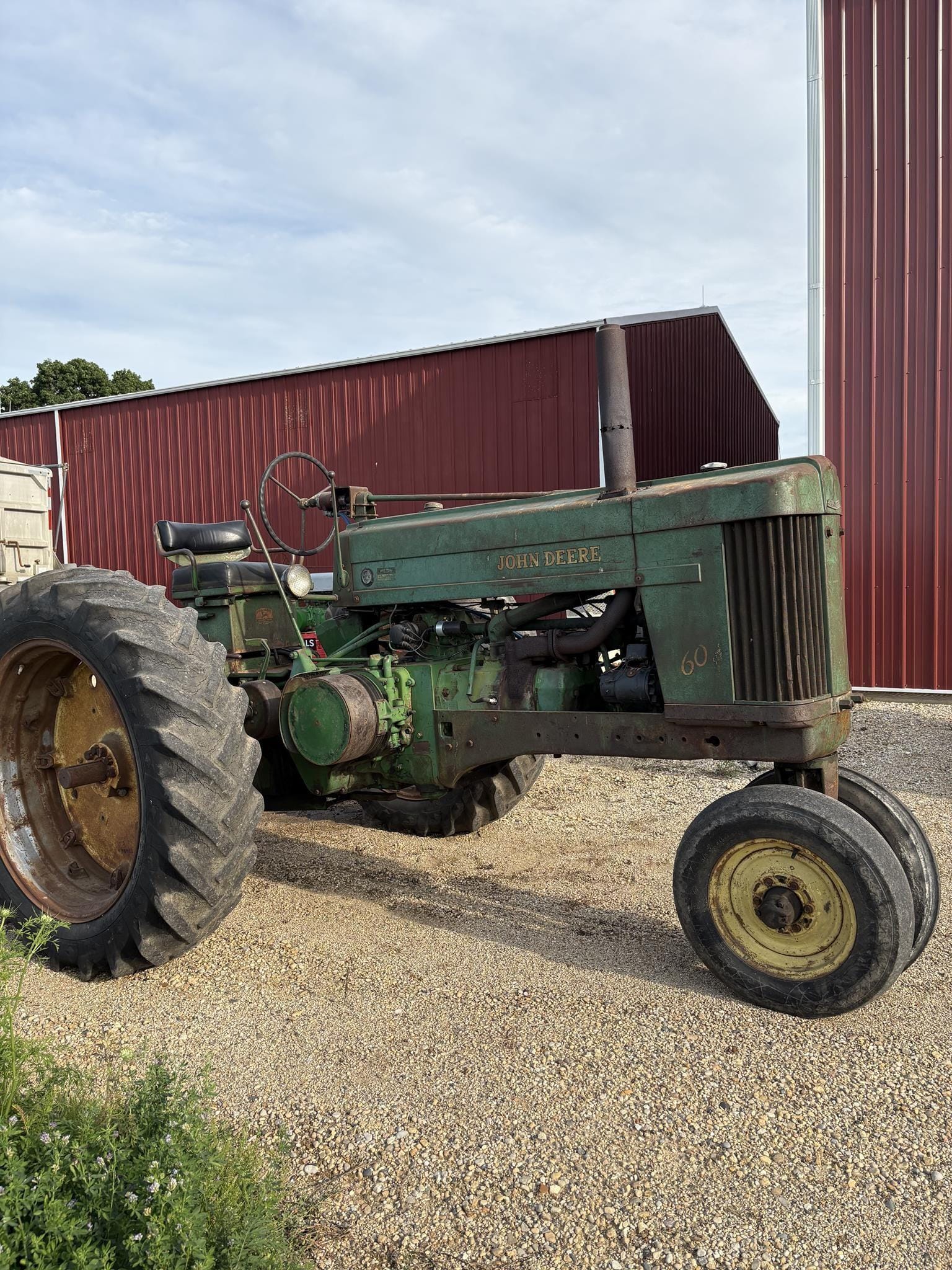 John Deere 60 Equipment Image0