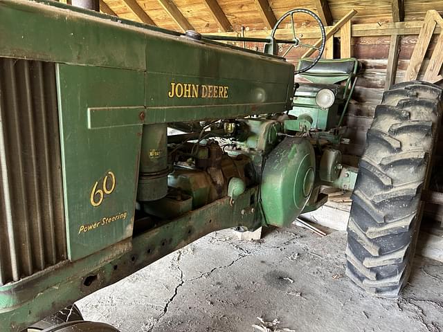 Image of John Deere 60 equipment image 4