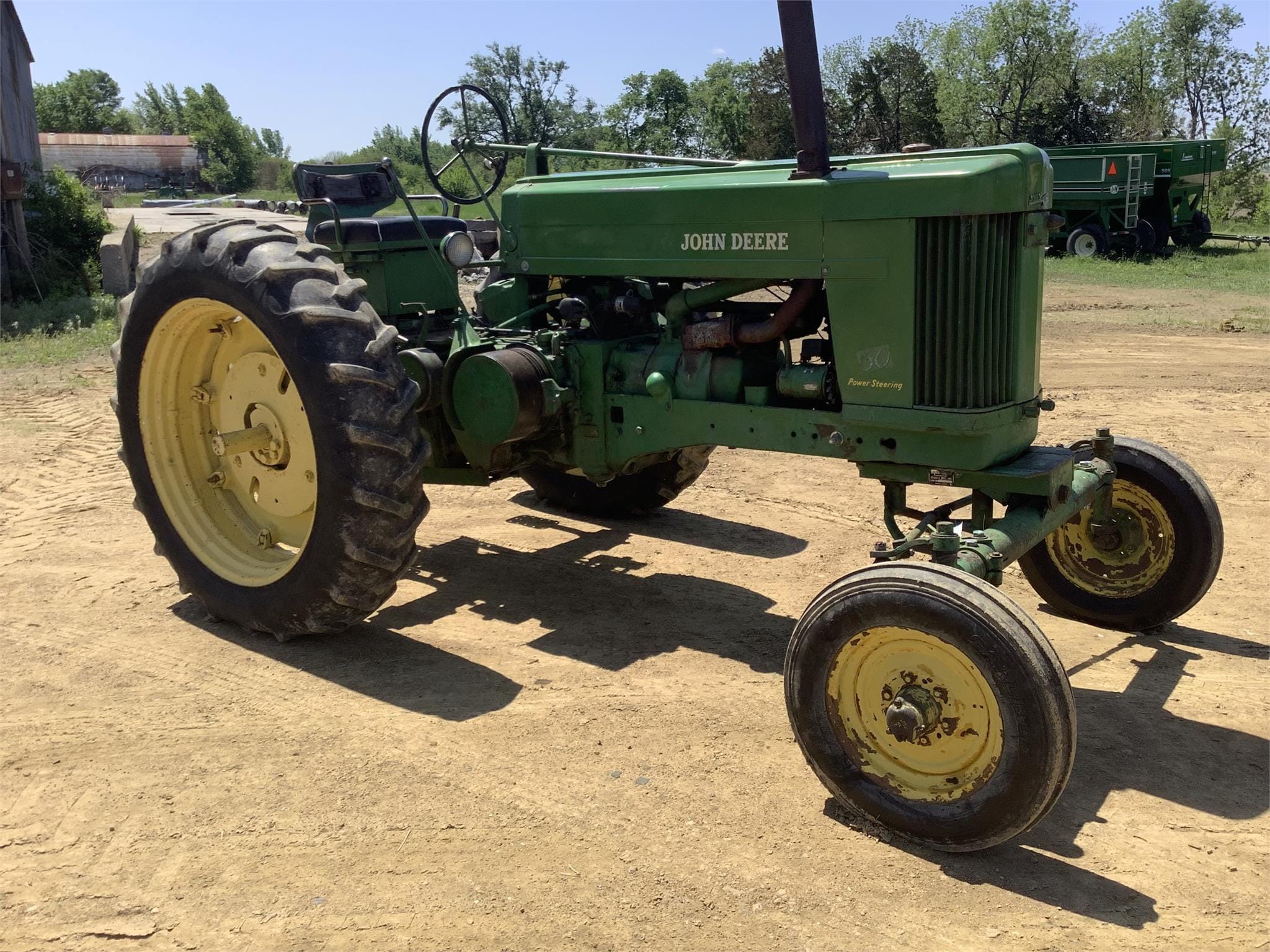 Main image John Deere 60