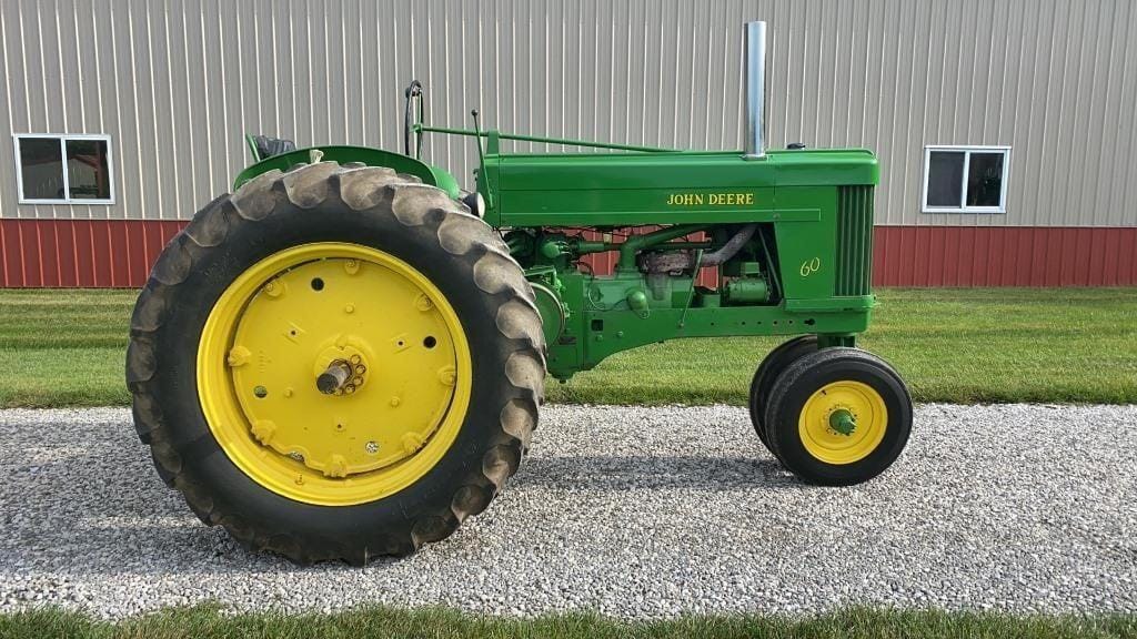 Main image John Deere 60