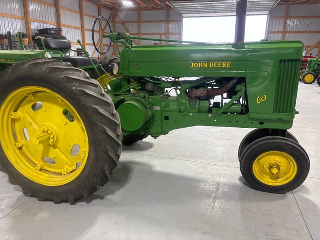 Image of John Deere 60 equipment image 1